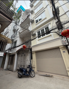 Nhà đẹp khu Bắc Biên, Ngọc Thụy, dân xây chắc chắc, về ở ngay, 40m x3 tầng, nhỉnh 6 tỷ, ngõ nông, rộng.
